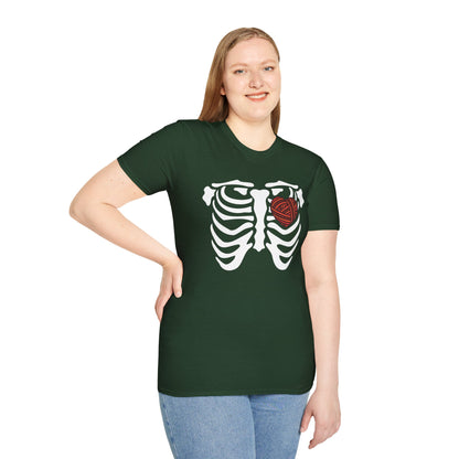 Yarn lover’s Skeleton Heart Unisex T-Shirt | Gift for Couples, Fun Graphic Tee, Romantic Apparel, Halloween Shirt, Love Theme